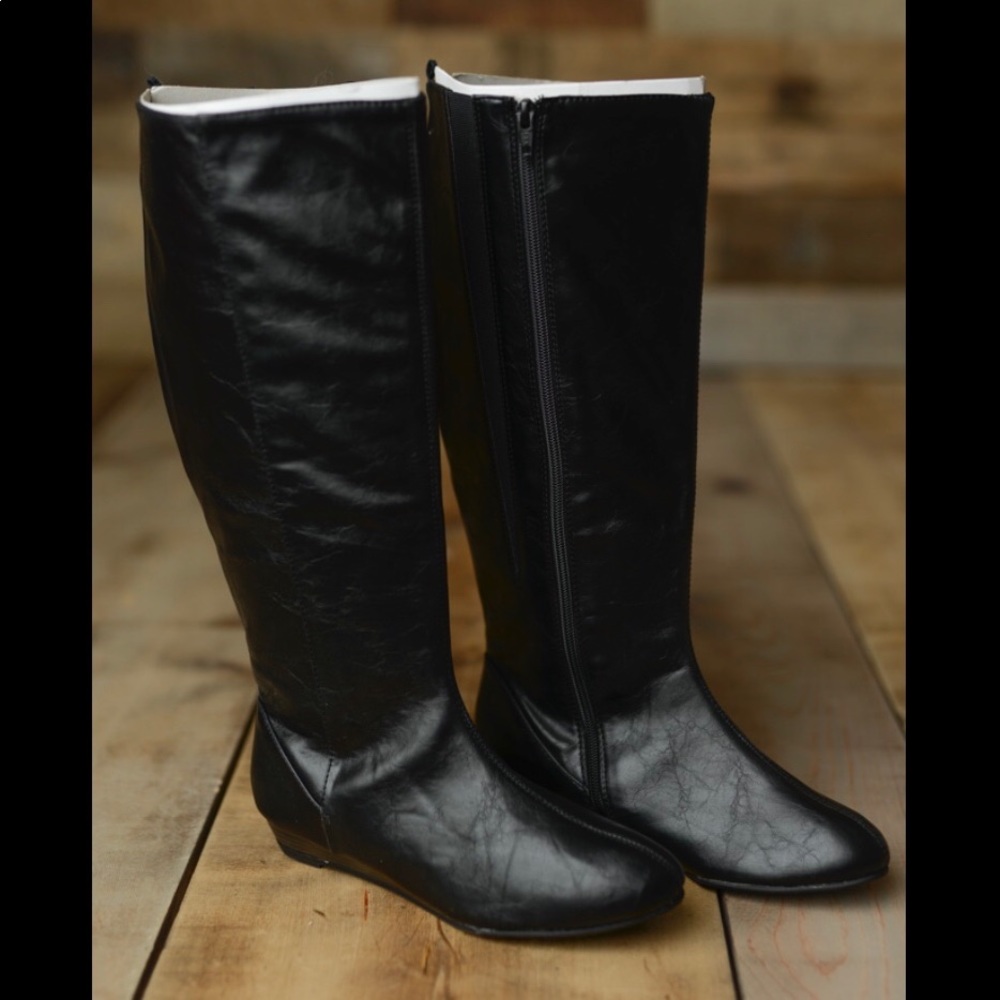 Old Navy Wide Calf Black Boots Plus Size